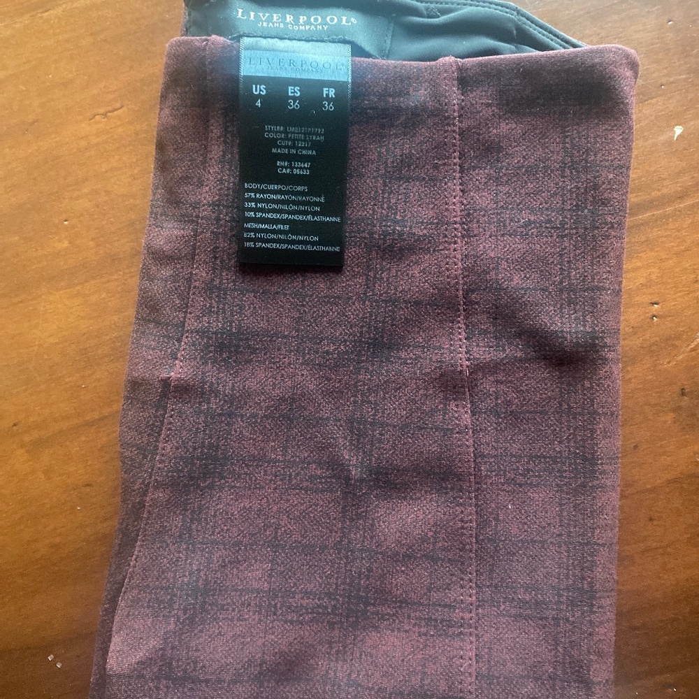 Liverpool plaid leggings size 4